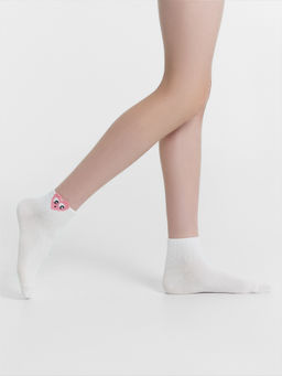 Цена за 5 пар! Носки детские белые с объемным рисунком в виде сердца