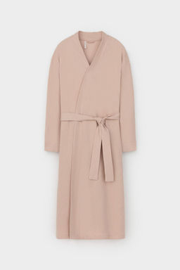 Е 50026/нюдовый беж халат жен