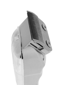 Машинка для стрижки LTRI-22, 2.5 Вт, 4 насадки, 1.5/3/4.5/6 мм, USB, серебристая