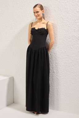 TRENDYOLMILLA Siyah A-Kesim Cicek Aplike Detayl? Dokuma Uzun S?k Abiye & Mezuniyet Elbise TPRSS25AE00139 фото 2