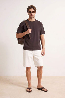 Kahverengi Premium Wardrobe Essentials D___k Omuz Regular Fit Basic _nterlok T-Shirt TMNSS26TS00010 - Trendyolmilla фото 2