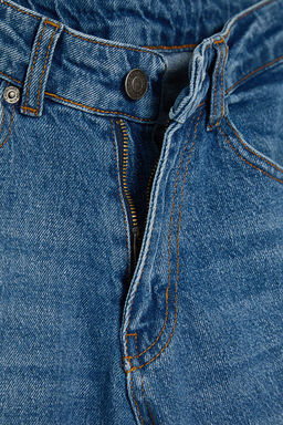 TRENDYOL MAN Erkek Orta Mavi Comfort Kumas Essential Fit Denim Kot Pantolon Jeans TMNAW25JE00008 - Trendyolmilla фото 8
