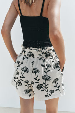 EMBROIDERED PAPER BAG BERMUDA SHORTS - Zara фото 10