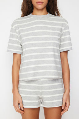 Trendyolmilla Gri Cizgili Simli Sortlu Orme Pijama Tak?m? THMSS24PT00061 фото 5
