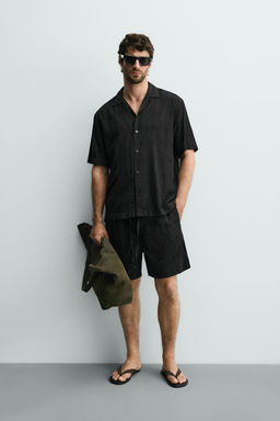 CAMISA RELAXED FIT JACQUARD GEOM?TRICO / Negro