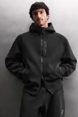 SUDADERA T?CNICA CREMALLERA CAPUCHA / Negro - Zara фото 5