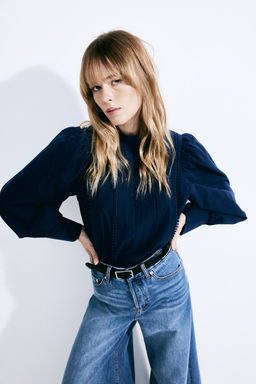 Blusa con ribetes de picot