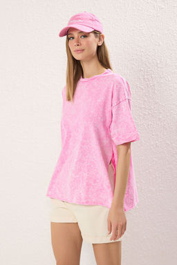 Ac?k Pembe Y?kamal? %100 Pamuk Duble Kol Asimetrik Oversize Orme T-Shirt TWOSS20TS0828