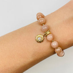 Браслет из Лунного камня с подвеской Цветок