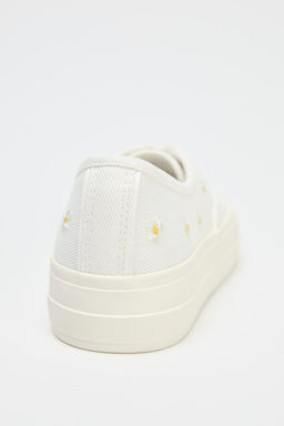 FLORAL EMBROIDERED TRAINERS - Zara фото 6