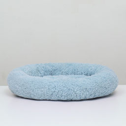 Лежанка для собак и кошек Уют, мягкий мех, 45 х 35 х 11 см, голубая - Пижон фото 10
