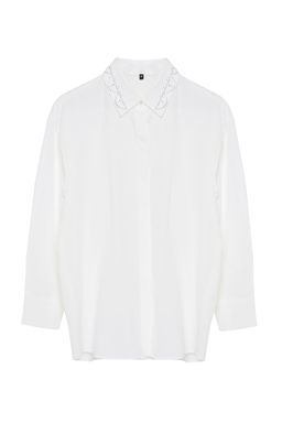 Ekru Yakada Serit Tas Detayl? Oversize / Genis Kal?p Dokuma Gomlek TWOAW25GO00026