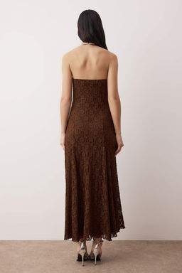 Kahverengi Duz Dantel Straplez Midi Astarl? Elbise TPRAW26EL00096