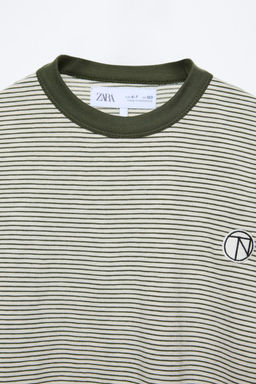 STRIPED T-SHIRT WITH EMBROIDERED PATCH - Zara фото 4