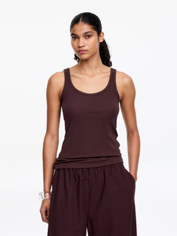 Top sin mangas con escote redondeado - H&m фото 4