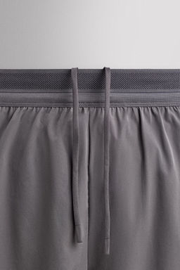 RUNNING SHORTS