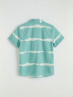 Batik Desenli Erkek ?ocuk G?mlek