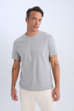 New Regular Fit Bisiklet Yaka Basic Duz K?sa Kollu Tisort