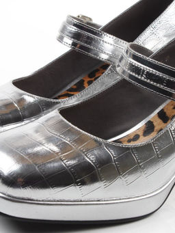 06-A126A-749C GREY/SILVER Туфли женские (натуральная кожа)