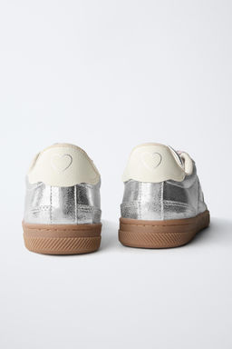 METALLIC CHARM TRAINERS - Zara фото 7