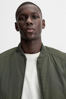 QUILTED BOMBER JACKET - Zara фото 5