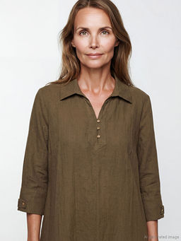 G?mlek Yaka Dokulu Elbise