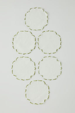 Trendyolmilla Home 6l? Kenar? Nak?sl? Kokteyl Pecetesi/Bardak Altl?g? TPHSS25RUN00009