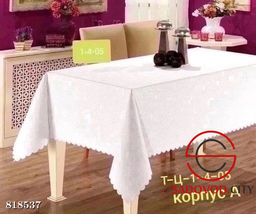 Скатерти ткани 3D 150 на 220 см.