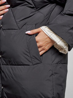 Пальто утепленное молодежное зимнее женское черного цвета 52393Ch - Mtforce фото 14