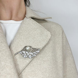 06-61588220 Брошь-подвеска