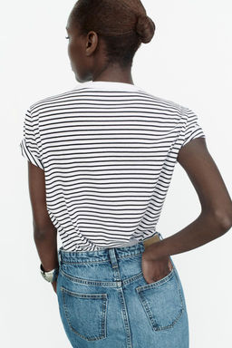 T-SHIRT WITH POCKET - Zara фото 4