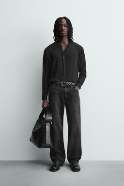 STRAIGHT-LEG JEANS WITH STUDS