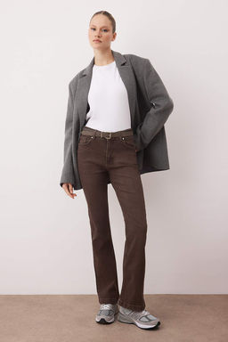 Kahverengi Yuksek Bel Orta Esnek Flare Ispanyol Paca Jeans TWOAW26JE00047