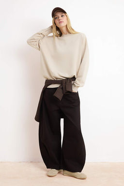 Tas Regular/Normal Kal?p Dusuk Kol Uzun Kollu 3 Iplik Sardonsuz Orme Sweatshirt TWOSS26SW00010 - Trendyolmilla фото 2