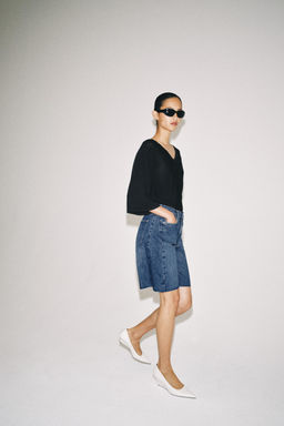BERMUDA DENIM RELAXED TIRO MEDIO ZW COLLECTION / Azul medio - Zara фото 5
