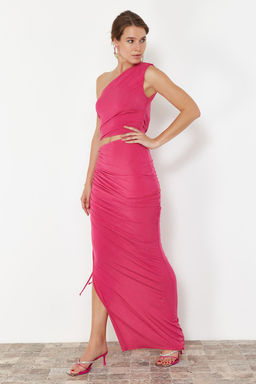 Limited Edition Fusya Vucuda Oturan Aksesuarl? Gece Uzun Abiye Elbise TPRSS24AE00046 - Trendyolmilla фото 3