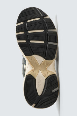 CHUNKY SOLE TRAINERS - Zara фото 8