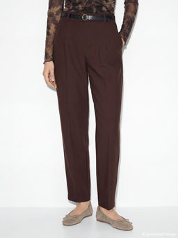 Beli Kemerli Kad?n Pileli Kuma? Pantolon