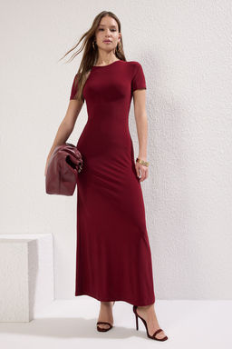 Bordo K?sa Kol Vucuda Oturan Bisiklet Yaka Esnek Orme Maxi Kalem Elbise TWOSS24EL00097