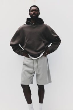 Pantal?n corto de deporte con DryMove Loose Fit - H&m фото 4