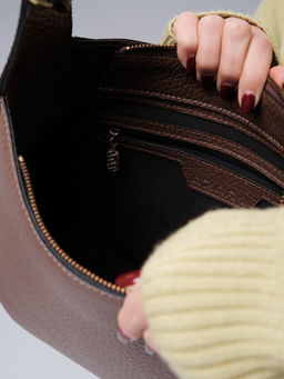 Кожаная сумка Azaro 31027 коричневый какао