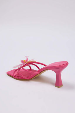 Trendyol Shoes Fusya Cicek Detayl? Kare Burun Kad?n Ince Topuklu Terlik TAKSS25TO00106 - Trendyolmilla фото 11