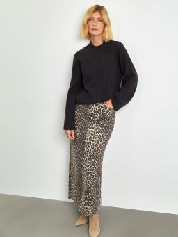 ЕМКА / Джинсовая юбка с леопардовым принтом - Emka фото 6