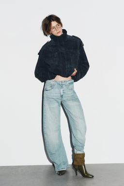 CRINKLE-EFFECT LEATHER ANKLE BOOTS