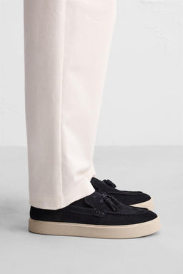 CASUAL LEATHER TASSEL LOAFERS