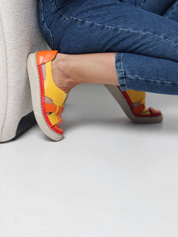 Слипоны 116.2500be. Желтый оранжевый красный