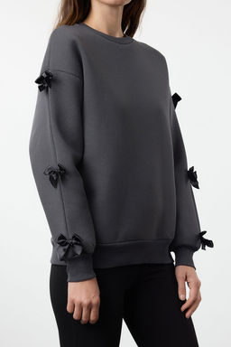 Antrasit Fiyonk Detayl? Oversize/Genis Kal?p Kal?n Ici Polarl? Orme Sweatshirt TWOAW25SW00249