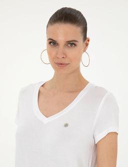 Beyaz Comfort Fit V Yaka Basic Ti__rt