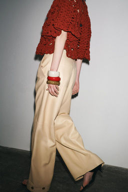 100% LEATHER BALLOON TROUSERS ZW COLLECTION - Zara фото 3