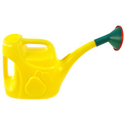 Лейка садовая пластмассовая 6л Урожайная 42х18х25см, с рассеивателем, пищевой полиэтилен (Россия)